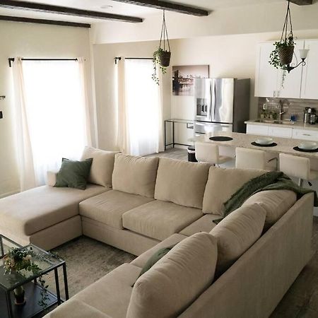 Spacious 2-Bedroom Unit In Hollywood 洛杉矶 外观 照片